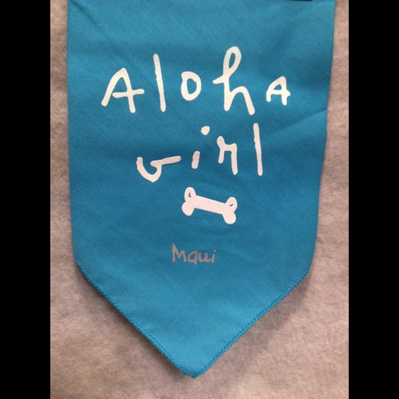 🐶3/$15  Aloha Girl with Bone, Maui, Aqua Bandanna - Picture 2 of 5